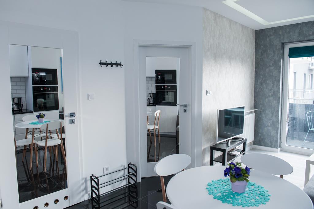 Apartament Winogrady Hawelanska พอซนาน ภายนอก รูปภาพ