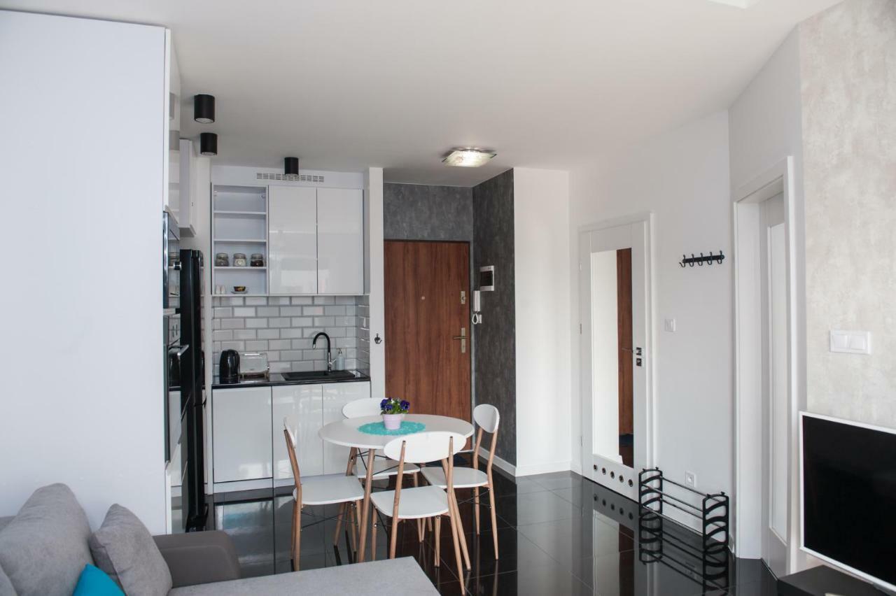 Apartament Winogrady Hawelanska พอซนาน ภายนอก รูปภาพ