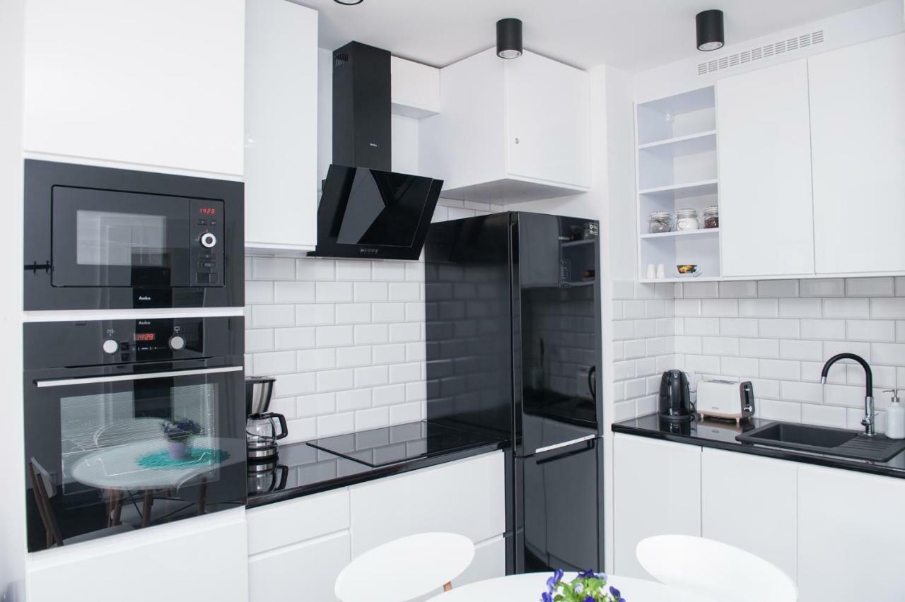 Apartament Winogrady Hawelanska พอซนาน ภายนอก รูปภาพ